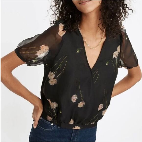 Madewell Silk Organza Puff-Sleeve
Wrap Top in Aster Portrait size xs - Picture 7 of 9